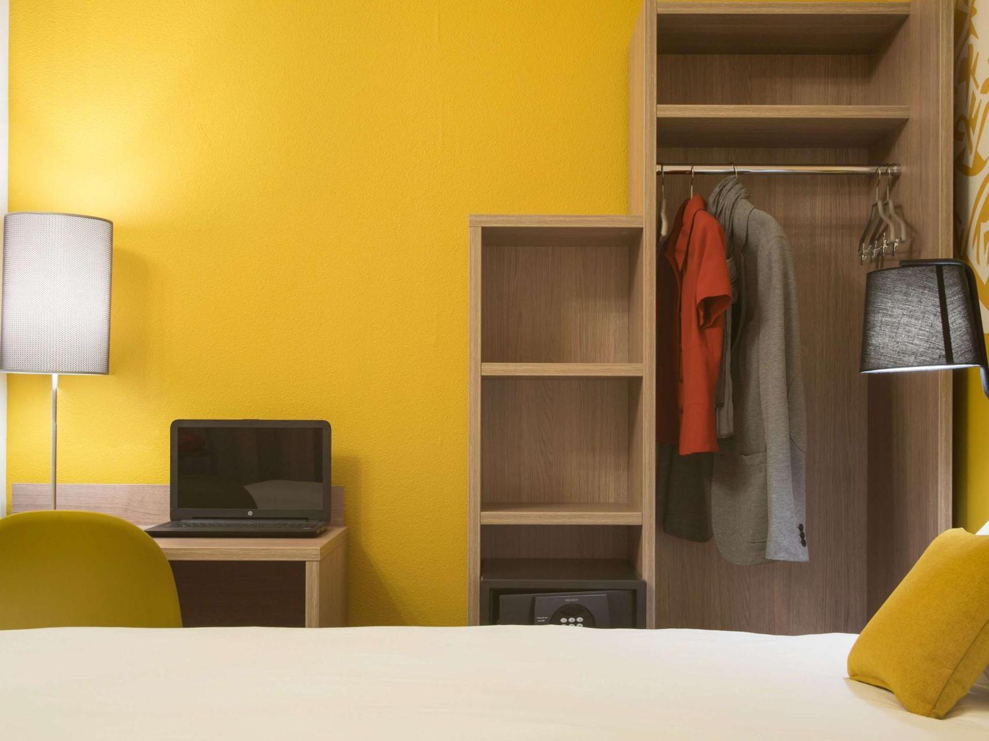 Hotel Ibis Styles Carcassonne La Cite Zewnętrze zdjęcie